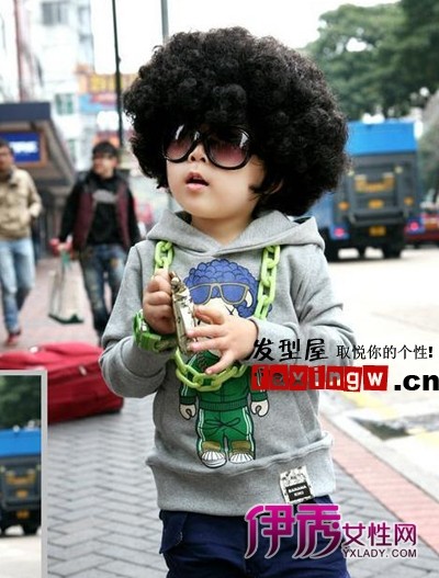 可爱<em>男儿童</em>至酷<em>的发型</em>