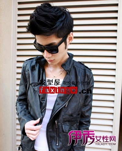 街头潮男<em>发型</em>看2012最新男生<em>发型趋势</em>