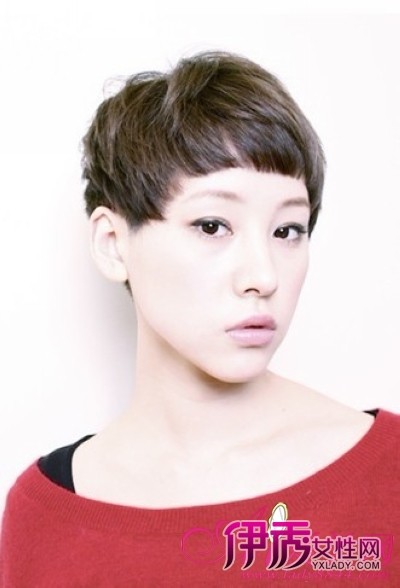 2012最新清凉<em>女生超短</em>发帅气又养眼_流行发型