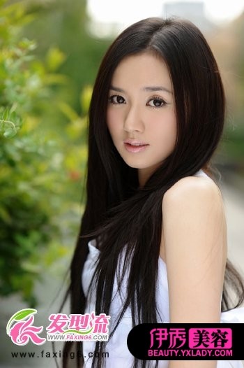 女生表现淑女的发型_发型摄影图