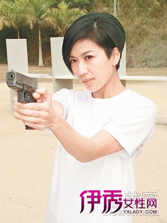 三七分短发的不同风情(12)