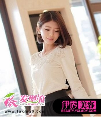 <em>中分</em>刘海<em>女生</em>中<em>短发发型</em>