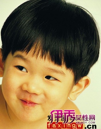 超萌超可爱<em>小男孩蘑菇头发型</em>