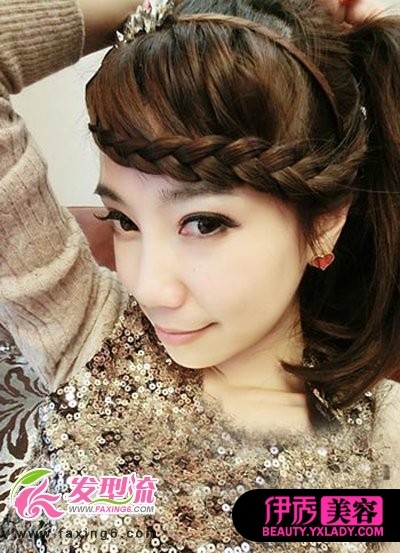 齐刘海韩式编发发型图片