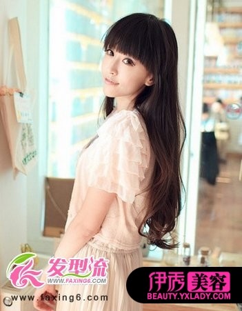 曼妙女生长卷发 无限浪漫魅力(5)_流行发型_美容-