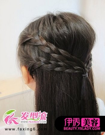 <em>韩式</em>麻花辫<em>发型扎法图解</em>