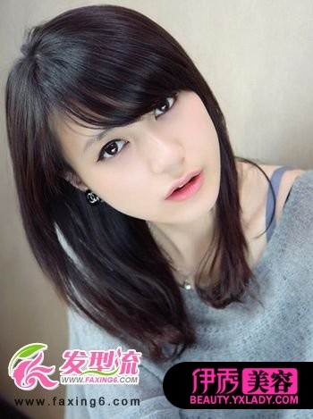 清纯迷人女生中长发发型