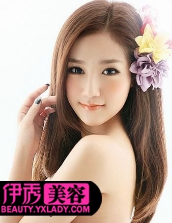 披肩中长发梨花头发型