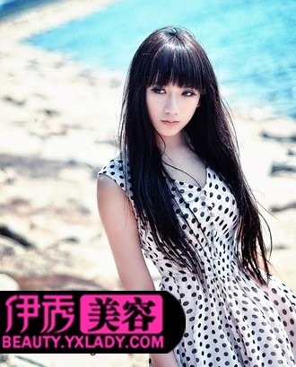 <em>黑色</em>长<em>直发发型黑色</em>女生<em>长发发型</em>