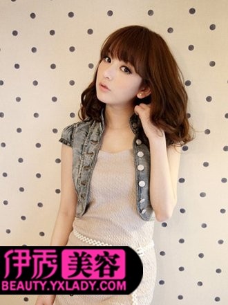 8月新潮流时尚女生<em>中长发发型设计</em>