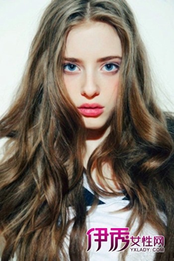 【偏向欧美风的大波浪中分长发】