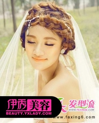 <em>短发新娘发型设计</em>+适合短发的新娘发型