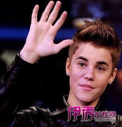 B宝变发记 <em>贾斯汀·比伯</em>新<em>发型</em>变身型男_明星