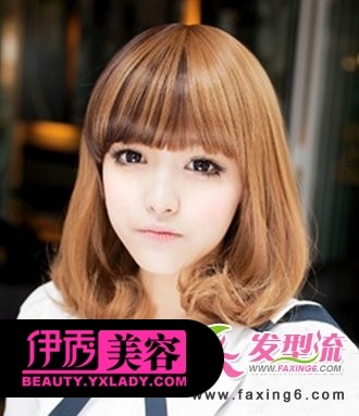 齐肩长度的梨花头发型