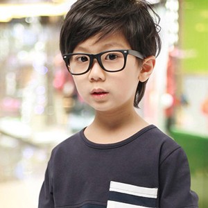 【<em>男孩子</em>的<em>发型</em>】<em>男孩子</em>的<em>发型怎样梳</em>好看的发