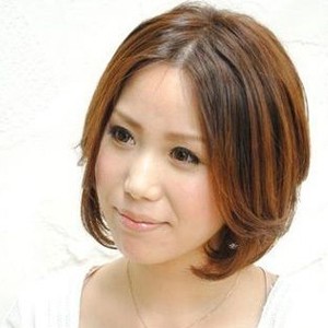 <em>中年</em>短发<em>烫发</em>发型】<em>中年</em>短发<em>烫发</em>发型妇女短发