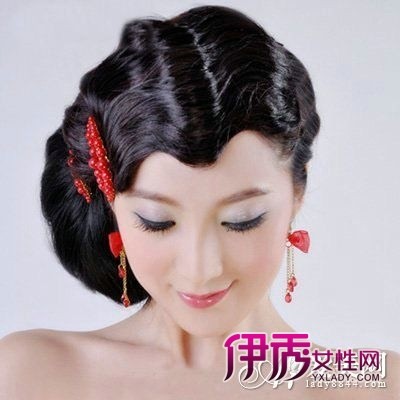 高贵复古<em>新娘结婚当天发型</em>_流行<em>发型</em>_美容-伊