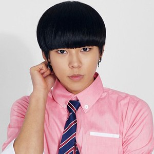 【<em>男生发型</em>】分享<em>男生发型图片</em>及2013<em>男生</em>发