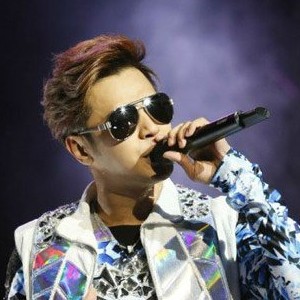 推荐<em>罗志祥发型</em>潮男<em>发型</em>图片及短发<em>发型</em>_流行