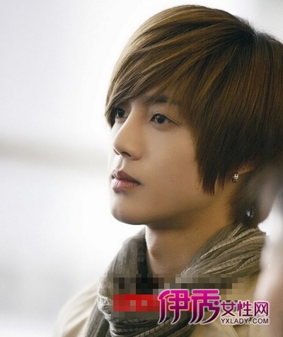 帅帅男生斜刘海发型图片_流行发型_美容-伊秀