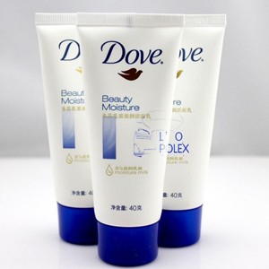 洁面乳排行榜,洁面乳和洗面奶的区别及其怎么