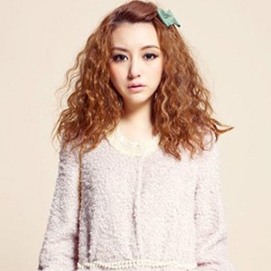 2014最新中长发烫发发型图片欣赏_流行发型_美容-