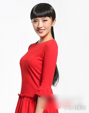 齐刘海<em>发型</em>成修饰脸型<em>神器</em>_流行<em>发型</em>_美容-伊