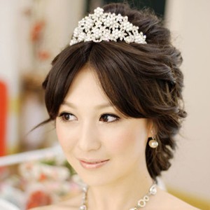 2014时尚好看的娘<em>盘头发型图片</em>大全_DIY发型