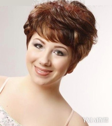 <em>圆形脸适合什么</em>短发<em>发型</em>及<em>圆形脸适合什么</em>刘海