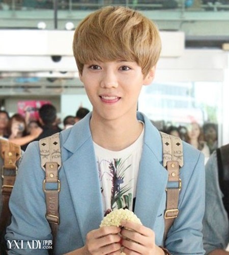 【图】<em>鹿晗重返二十岁</em>热拍 <em>发型</em>设计PK熟男陈