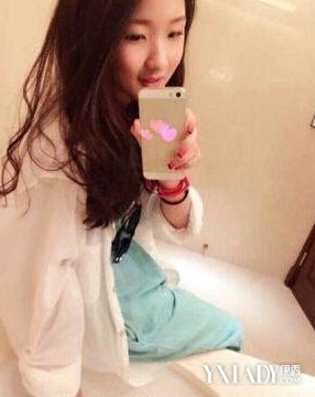 【图】12岁<em>女生</em>晒成熟自拍照 小<em>女生怎么</em>保养