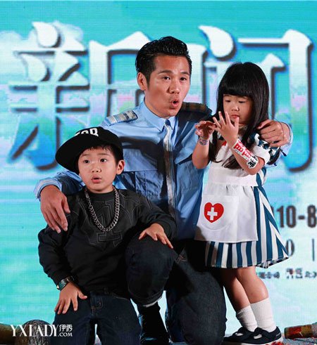 【图】大<em>背头</em>要<em>怎么留</em> 型爸曹格示范出格大背