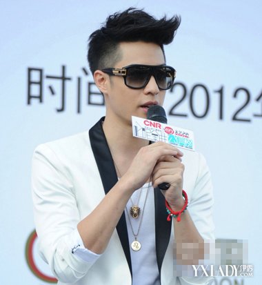 【图】<em>2014</em>最新<em>男生飞机头</em>短发<em>发型</em>图片欣赏