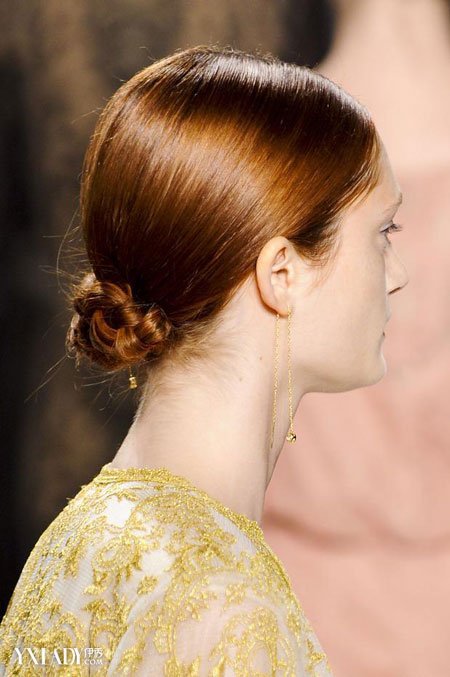 【图】<em>2015</em>春夏纽约时装周 蜈蚣辫<em>编发盘发发</em>