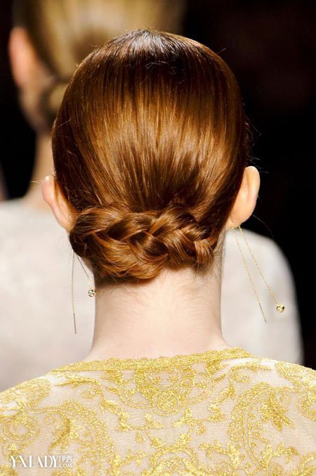 【图】<em>2015</em>春夏纽约时装周 蜈蚣辫<em>编发盘发发</em>