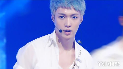 【图】《 星星的密室 》 张艺兴  示范韩式纹理烫