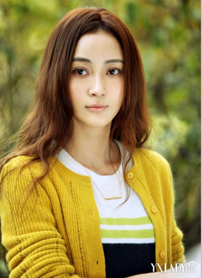 【组图】和平的全盛时代全集<em>姚笛</em>妩媚中分卷发