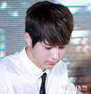 【图】韩流<em>男生</em>发型 <em>秋季男士</em>韩式<em>烫发发型</em>(6
