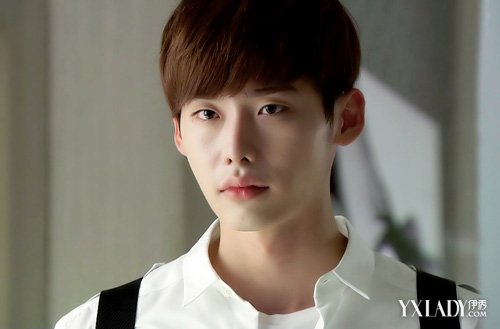 【组图】《<em>匹诺曹</em>》韩剧男主角<em>李钟硕</em>帅气男生