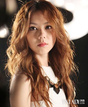 【图】邓紫棋个唱海报<em>发型</em>帅气 <em>gem</em>个性<em>发型</em>