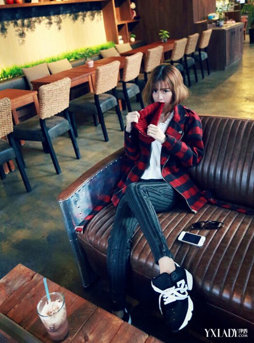 【图】<em>2015韩式</em>MM<em>时髦短发</em>烫发<em>发型</em> <em>最流行</em>