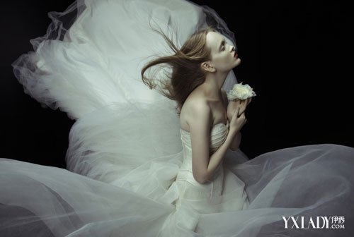 【<em>大二师兄娶大一师妹</em>】大学生闪婚爱情好没道