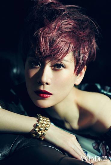 【图】<em>海青短发发型图片</em> 百变造型显范_<em>海青短</em>