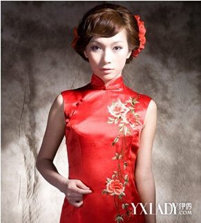 【图】最新<em>新娘旗袍发型图片</em> 复古<em>盘发</em>更显高