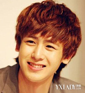 【图】个性<em>男短发烫发发型</em>图片 帅气卷发演绎