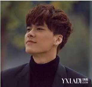 【图】个性<em>男短发烫发发型</em>图片 帅气卷发演绎