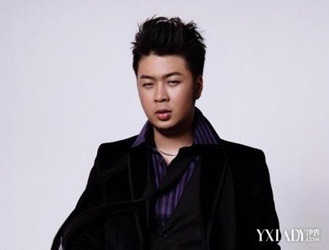 【图】<em>男性圆脸发型</em> 成熟迷人又帅气_<em>男性圆脸</em>