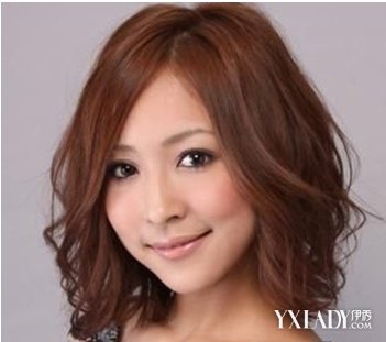 【图】女生额头<em>太宽适合什么发型</em> 轻松修<em>脸</em>又