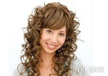 【图】<em>螺丝烫发型图片2015款</em> 打造另类烫发(3