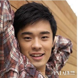 【图】<em>脸胖胖的男生</em>适合什么<em>发型</em> 完美遮掩你